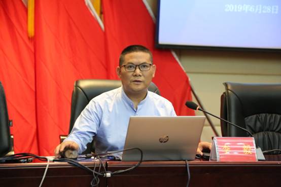G:\谢冰的文件夹\新闻稿件\2019年\6月份\校内控会和讲座\校内控会和讲座\MK6A5362.jpg